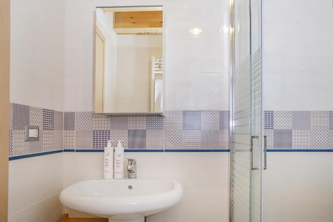 Tribunali Family Apartment By Wonderful Italy Napoli Ngoại thất bức ảnh
